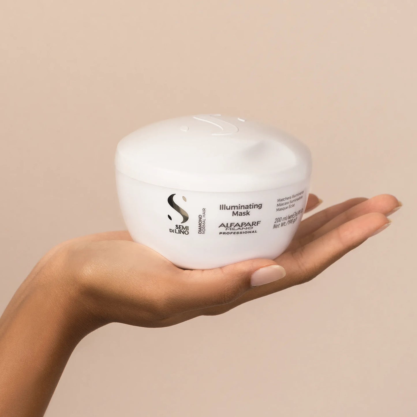ILLUMINATING MASCARILLA
